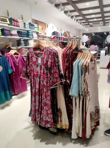 Maybell Women's Fashion - Selaiyur